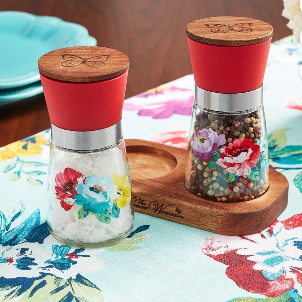 The Pioneer Woman Sweet Romance  Salt and Pepper Grinder Set